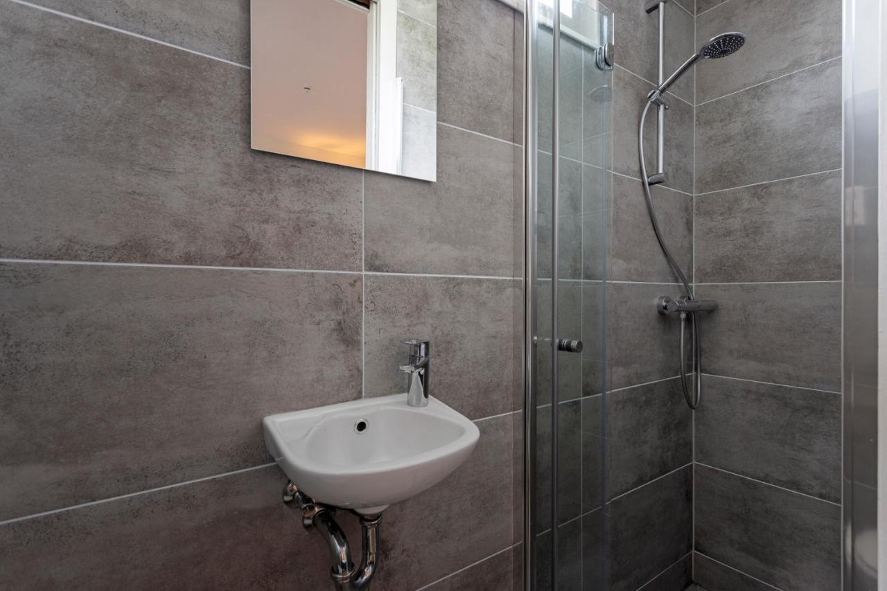 Studio Baarn With Patio, Airco, Pantry, Bedroom, Bathroom, Privacy - Amsterdam, Utrecht Exterior photo