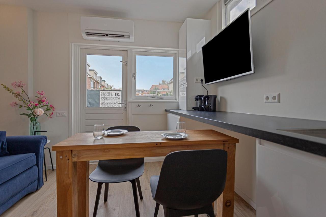Studio Baarn With Patio, Airco, Pantry, Bedroom, Bathroom, Privacy - Amsterdam, Utrecht Exterior photo